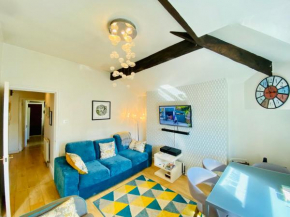 Views over Harrogate - 2Bed JADE Suite & Parking